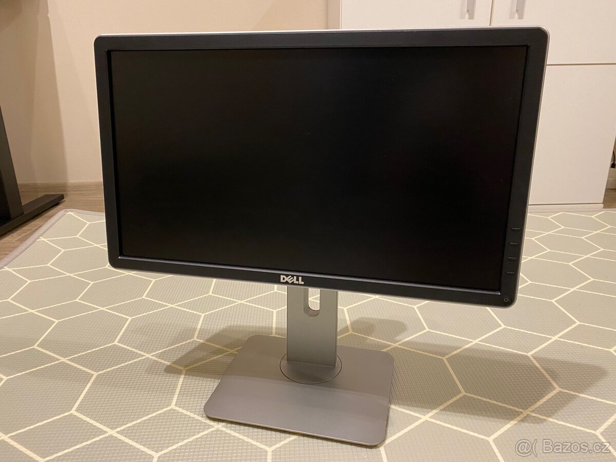 Monitor DELL (krásný stav)