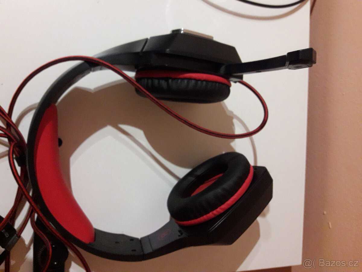 Herní sluchátka