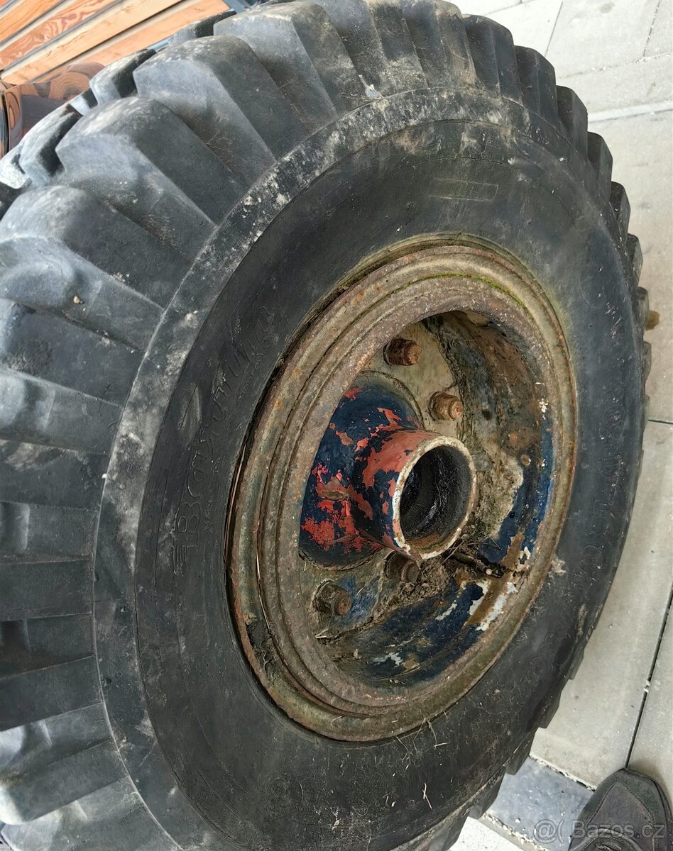 Koupim kola 10,6-16 na bss 7t