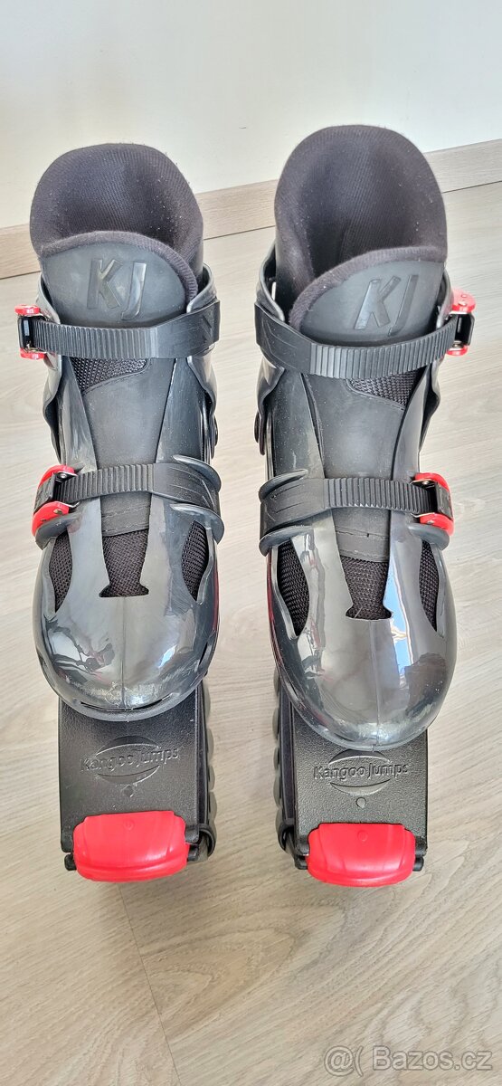 Prodám boty na sportovní cvičení Cangoo Jumping