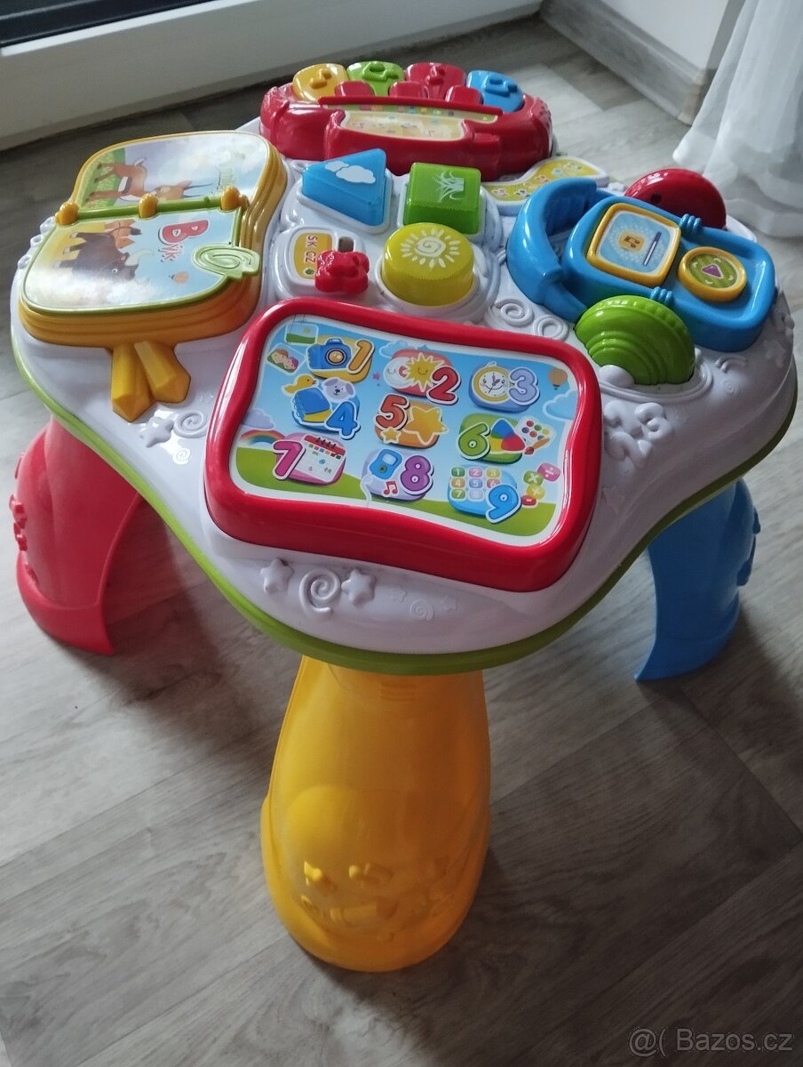 Interaktivní hrací stolek