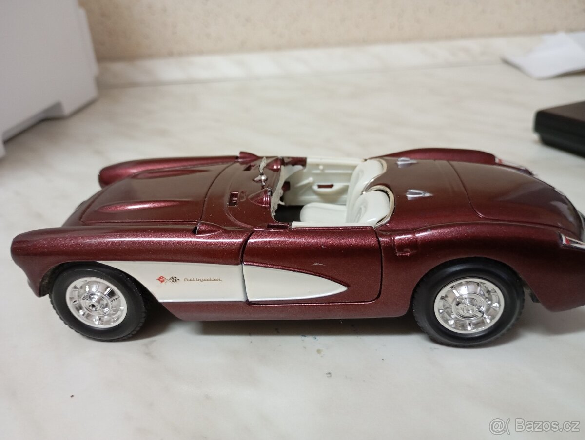 Autíčko chevrolet corvette - model