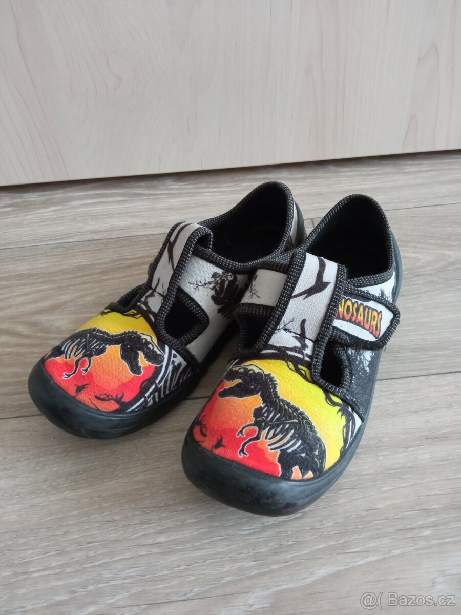 Přezůvky vel.33