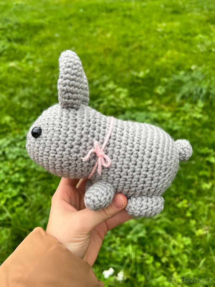 Háčkovaný králíček