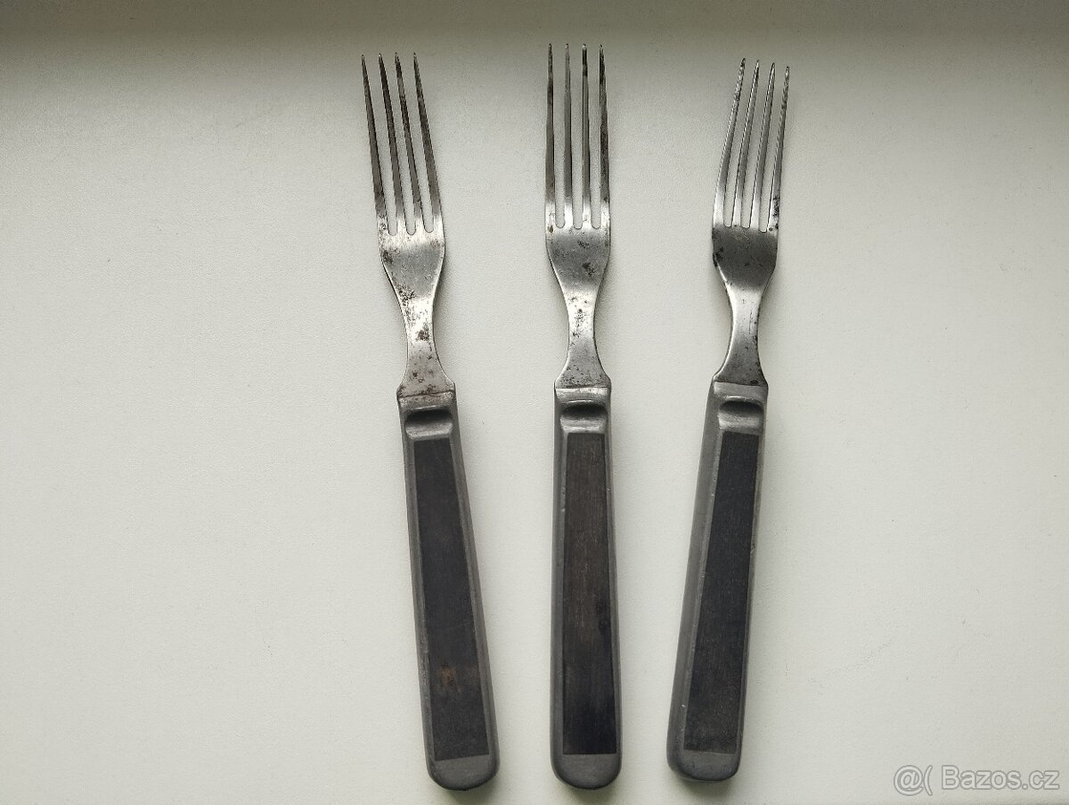 starožitné vidličky 3ks