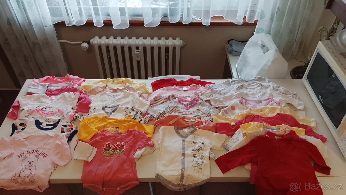 Dětské oblečení - mix - 100 ks