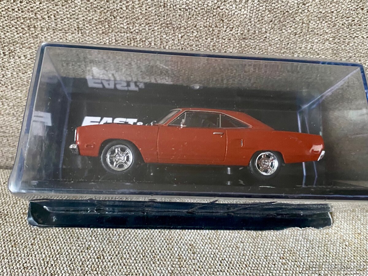Plymouth Road Runner 1:43