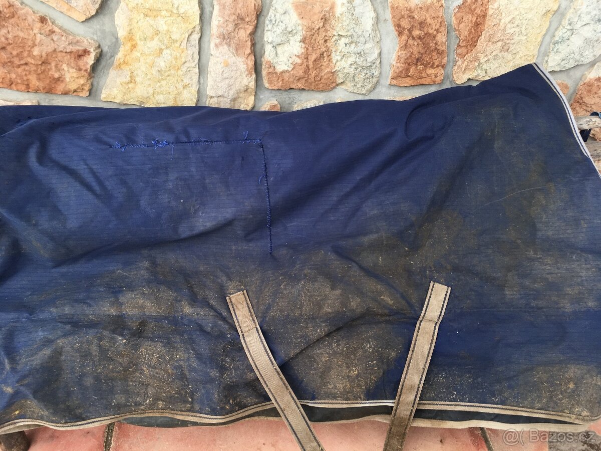 Bucas výběhová deka 145 cm 300 gr