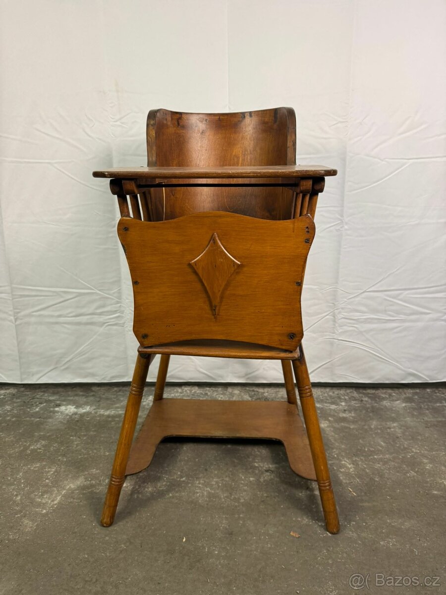 Starožitná dětská jídelní židle (137005)