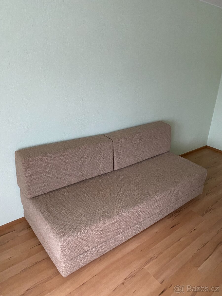 Rozkládací pohovka