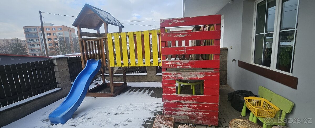 Dětský hrad domeček