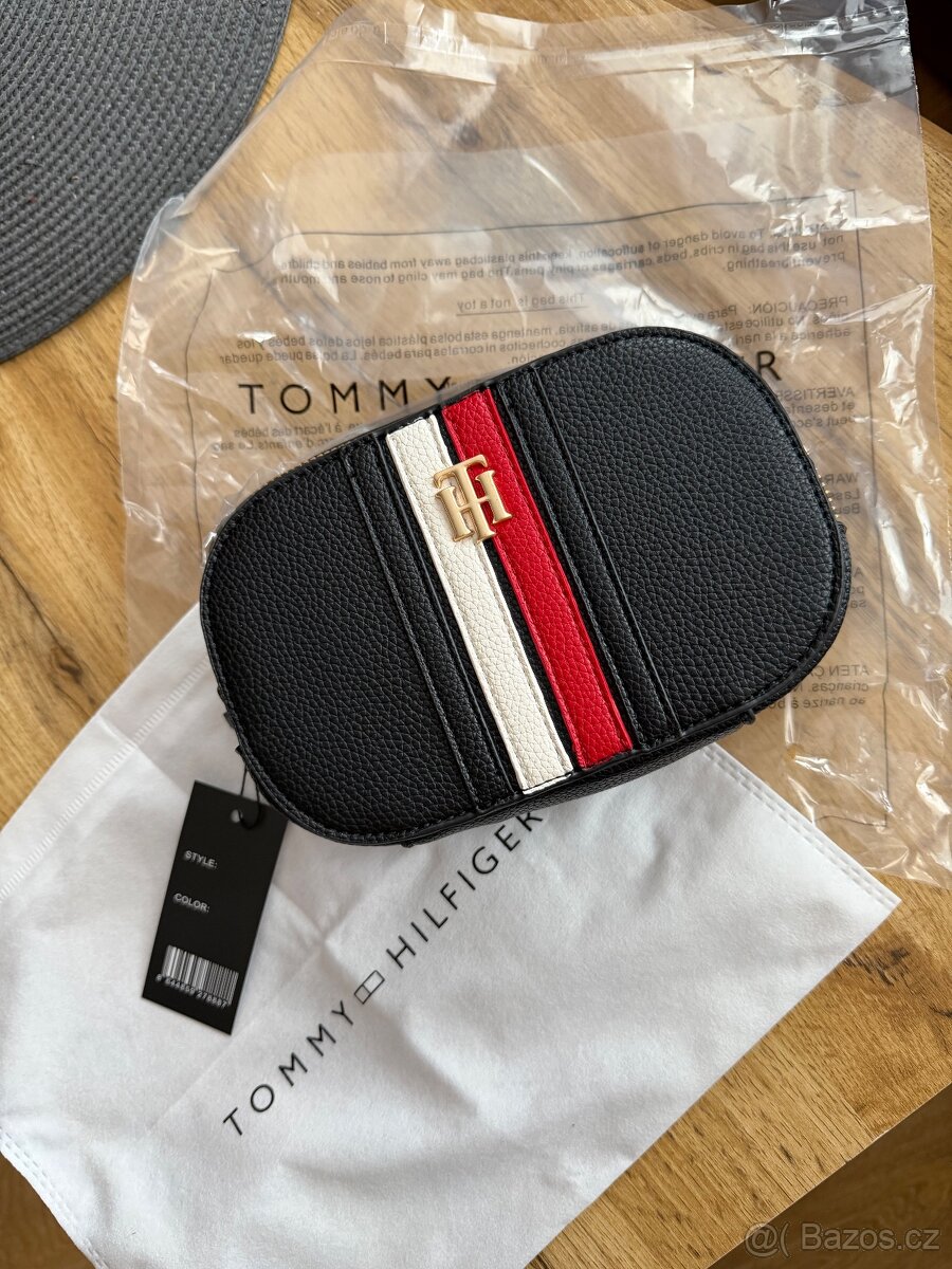 Kabelka crossbody Tommy Hilfiger
