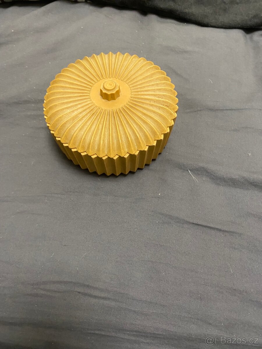 Dekorativní dóza s víkem ✨