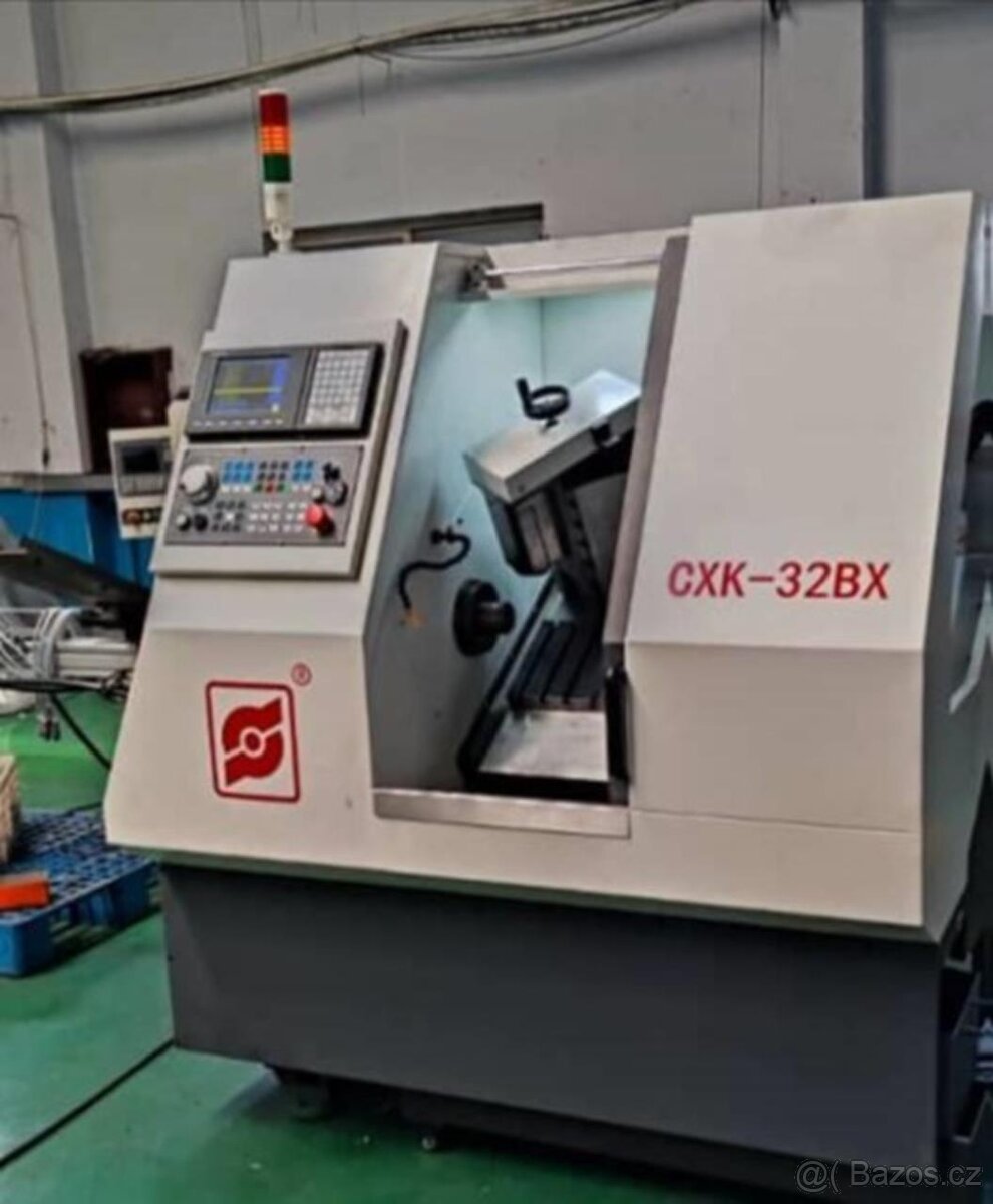Soustružnicý a frézovací stroj Bluetooth CNC CXK-32BX (7153)