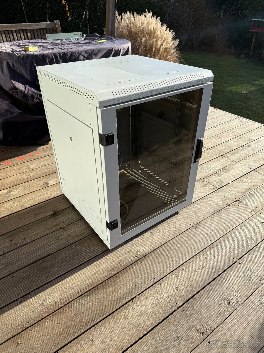 Rack Triton 15U 600x600