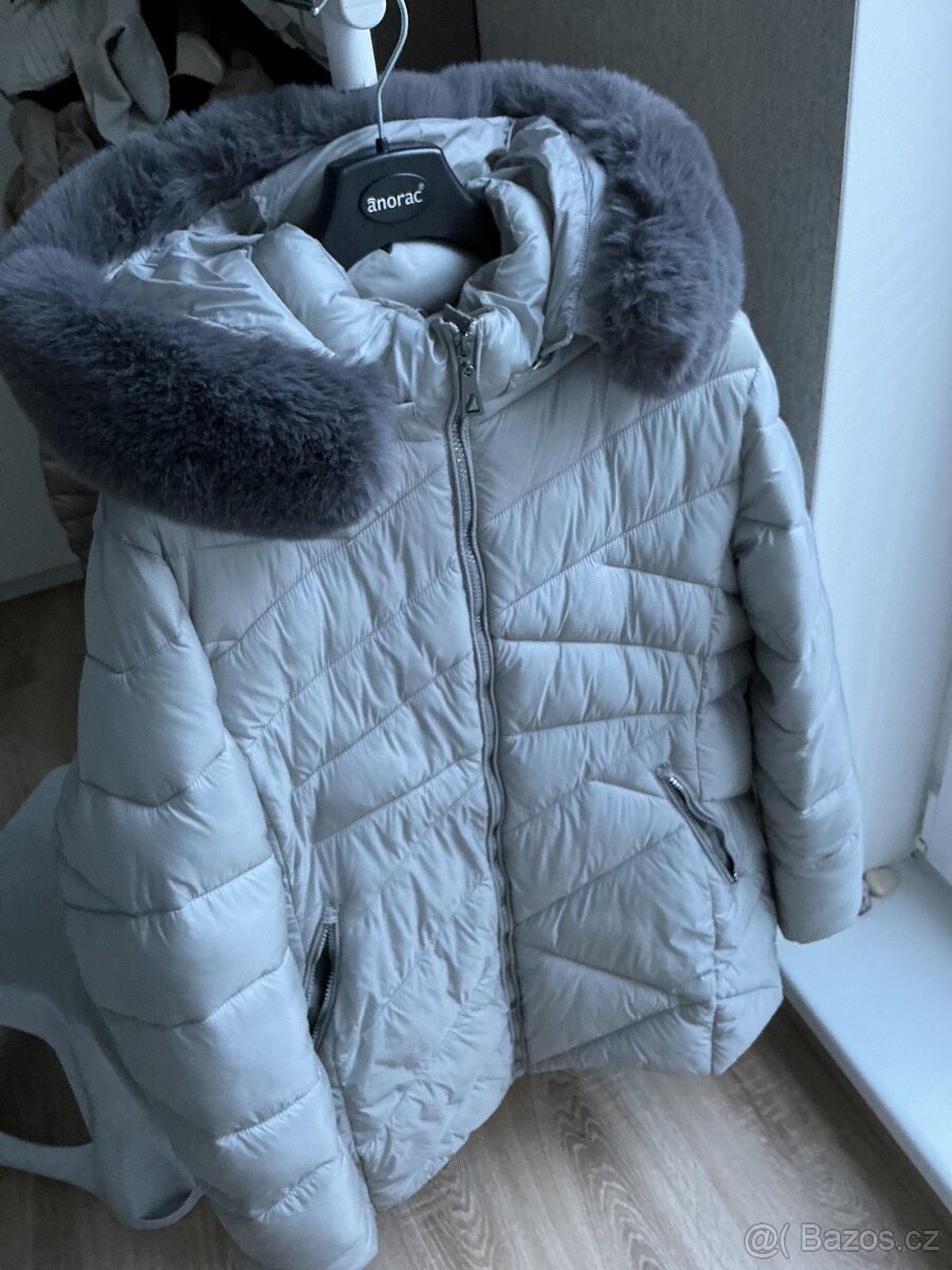 Prodám dámskou zimní bundu