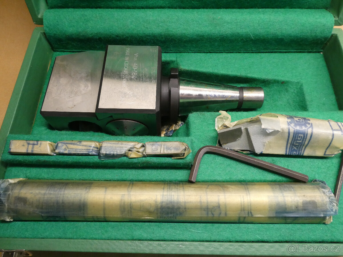 Vyvrtávací hlava stavitelná