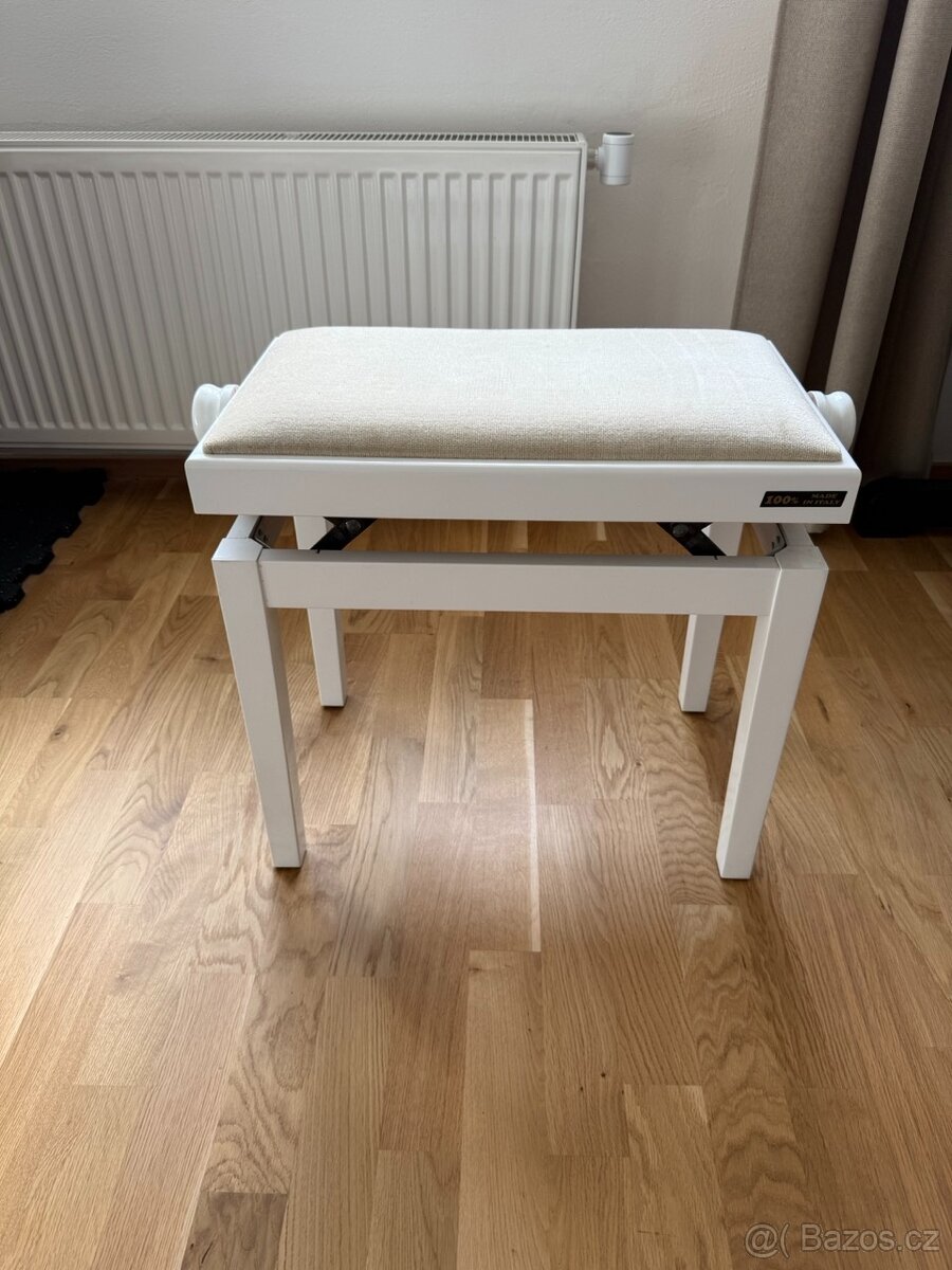 Stolička ke klavíru / pianu