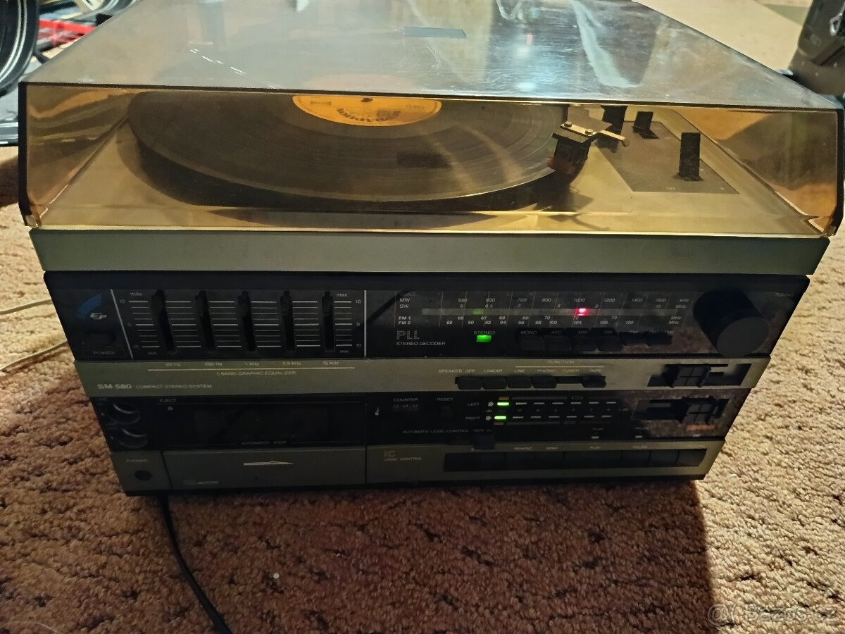 Tesla SM-580 - kompaktní stereo systém
