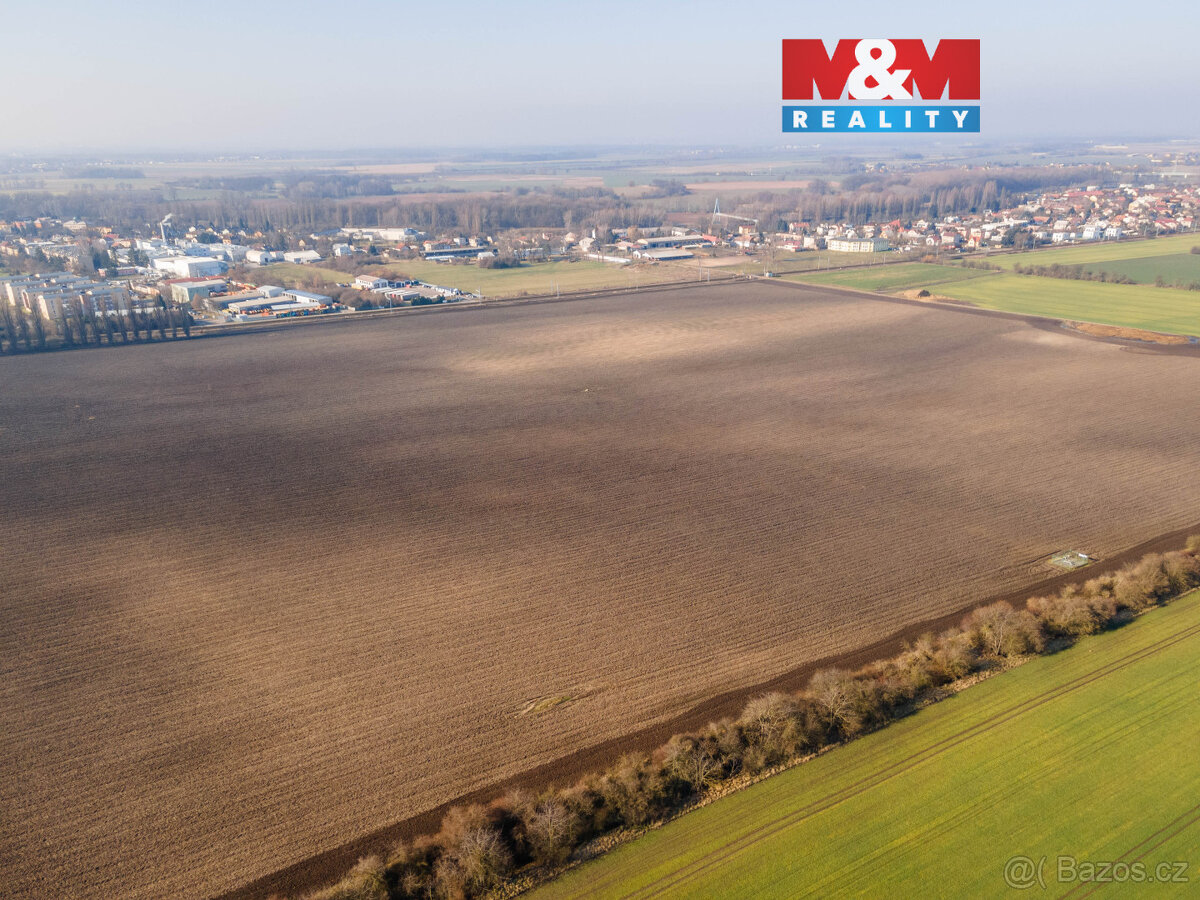 Prodej komerčního pozemku, 9634 m², Poděbrady