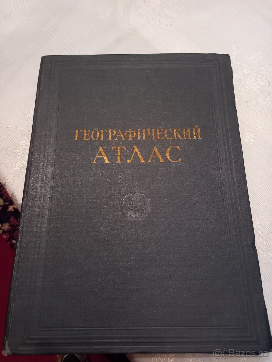 Prodám starý velký geografický atlas