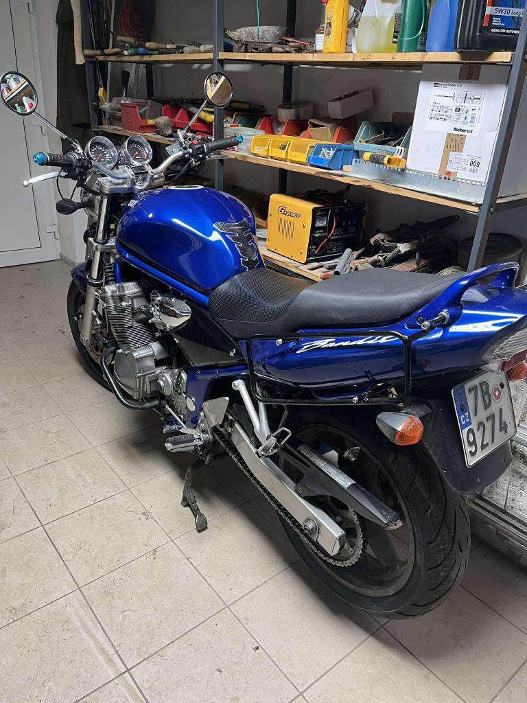 Suzuki GSF 600