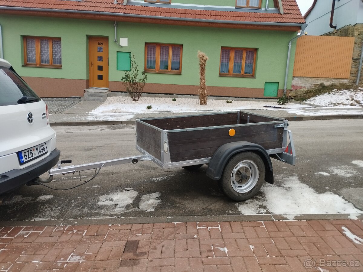 Prodám přívěsný vozík za osobní auto.