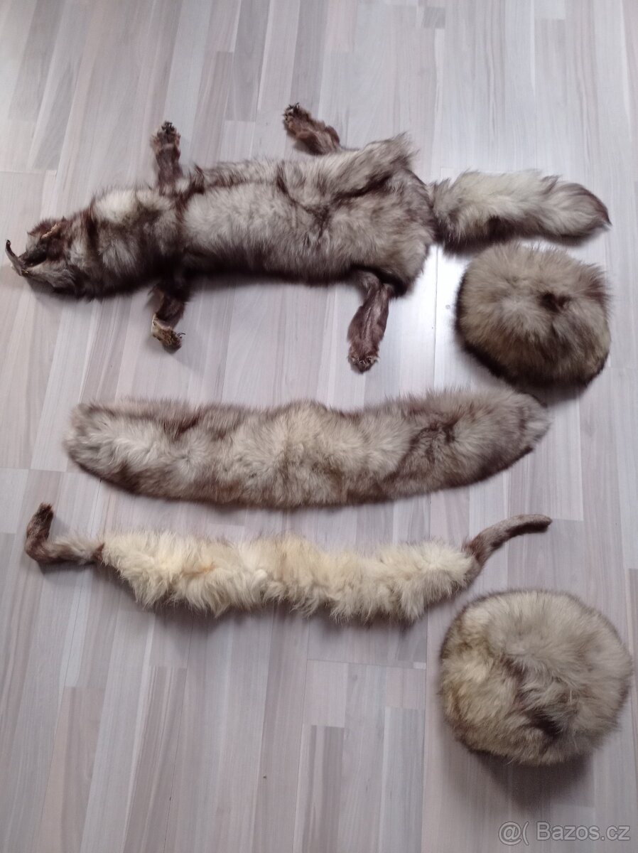 kožešinové čepice a límce z lišky