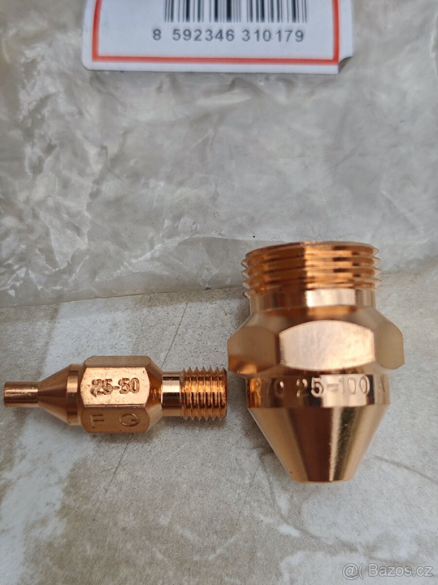 Řezací hubice tryska