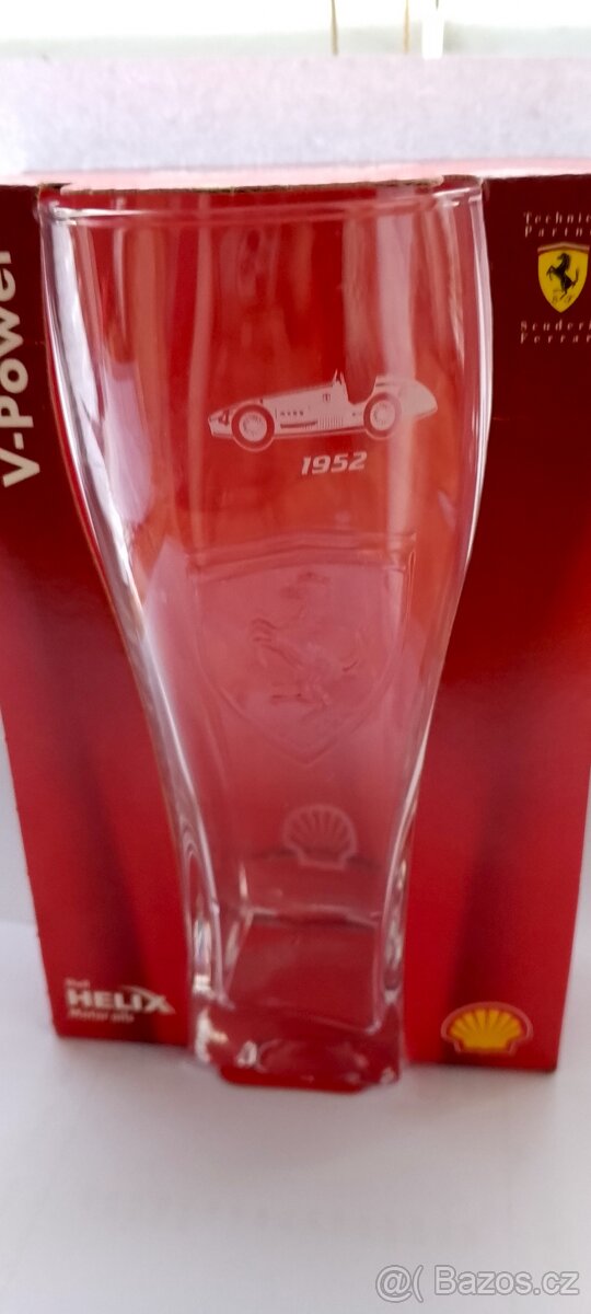 Sklenice Ferrari