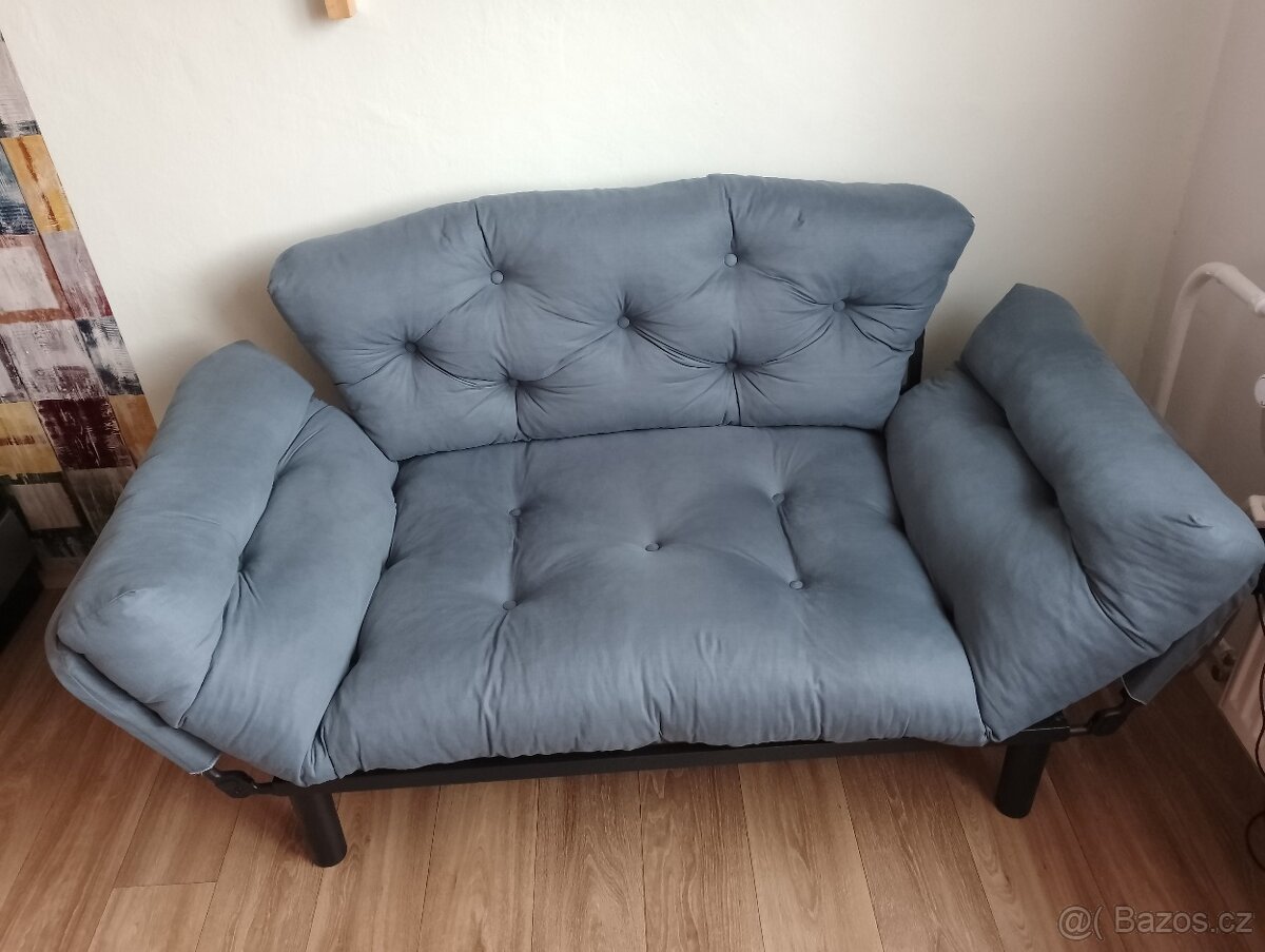 vyjímečná dvoumístná lehká sedačka