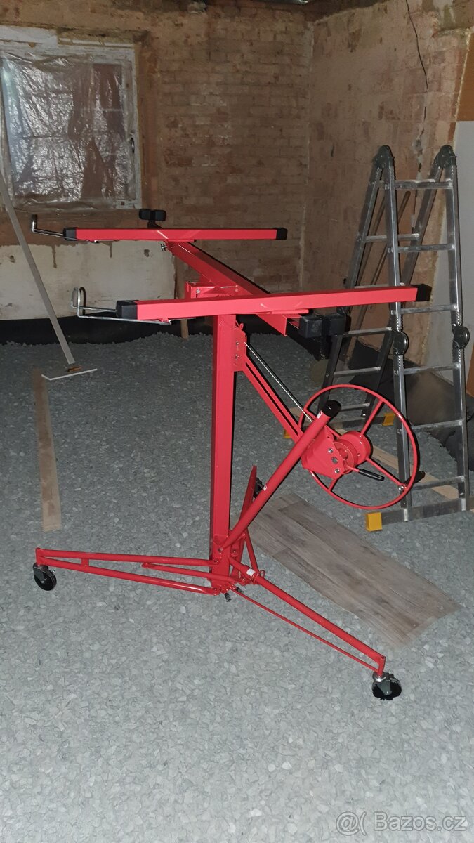 Zvedák sádrokartonu