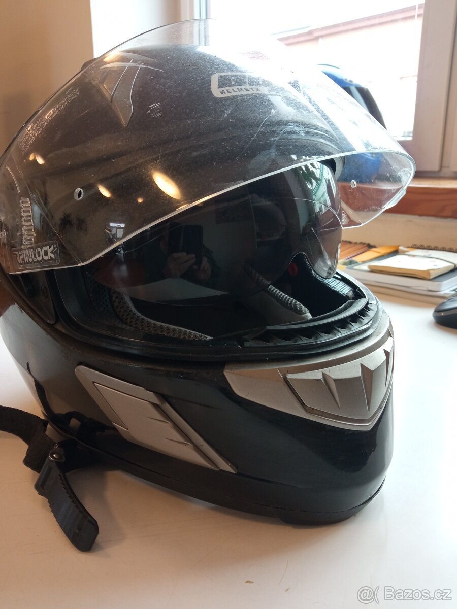 Prodám MOTO přílbu BOX