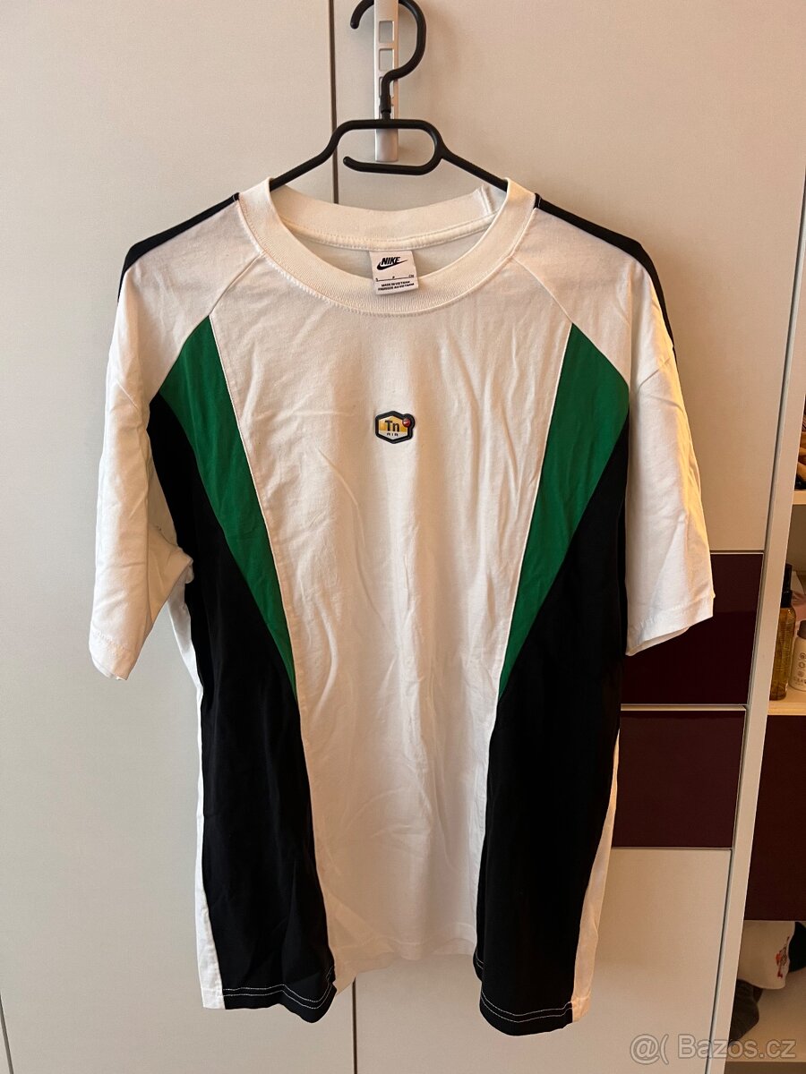 Tričko Nike TN velikost S. Nike Tuned, unisex