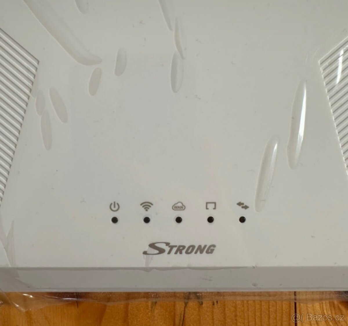 Wi-Fi opakovač Strong Repeater 300D