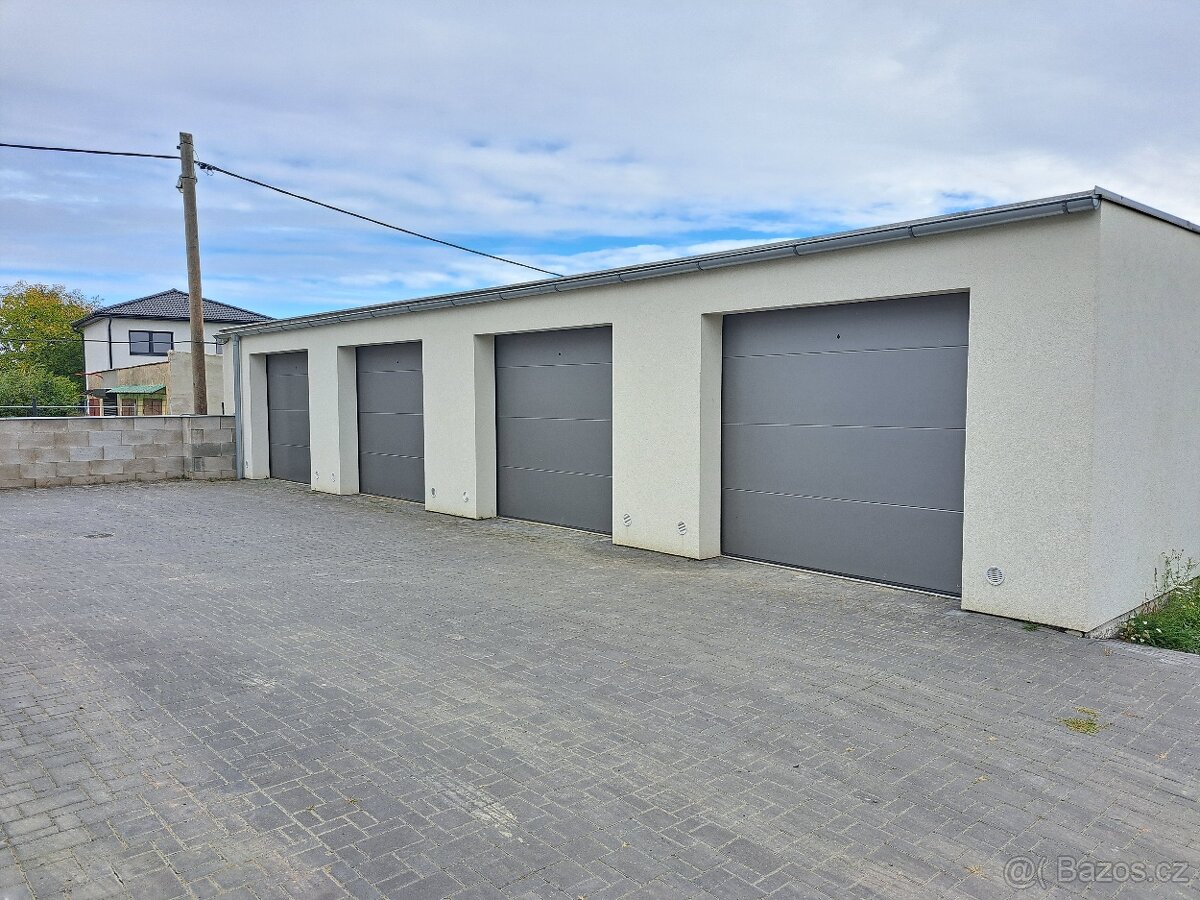 Prodej garáže 23 m², Rajhrad - ul. Syrovická