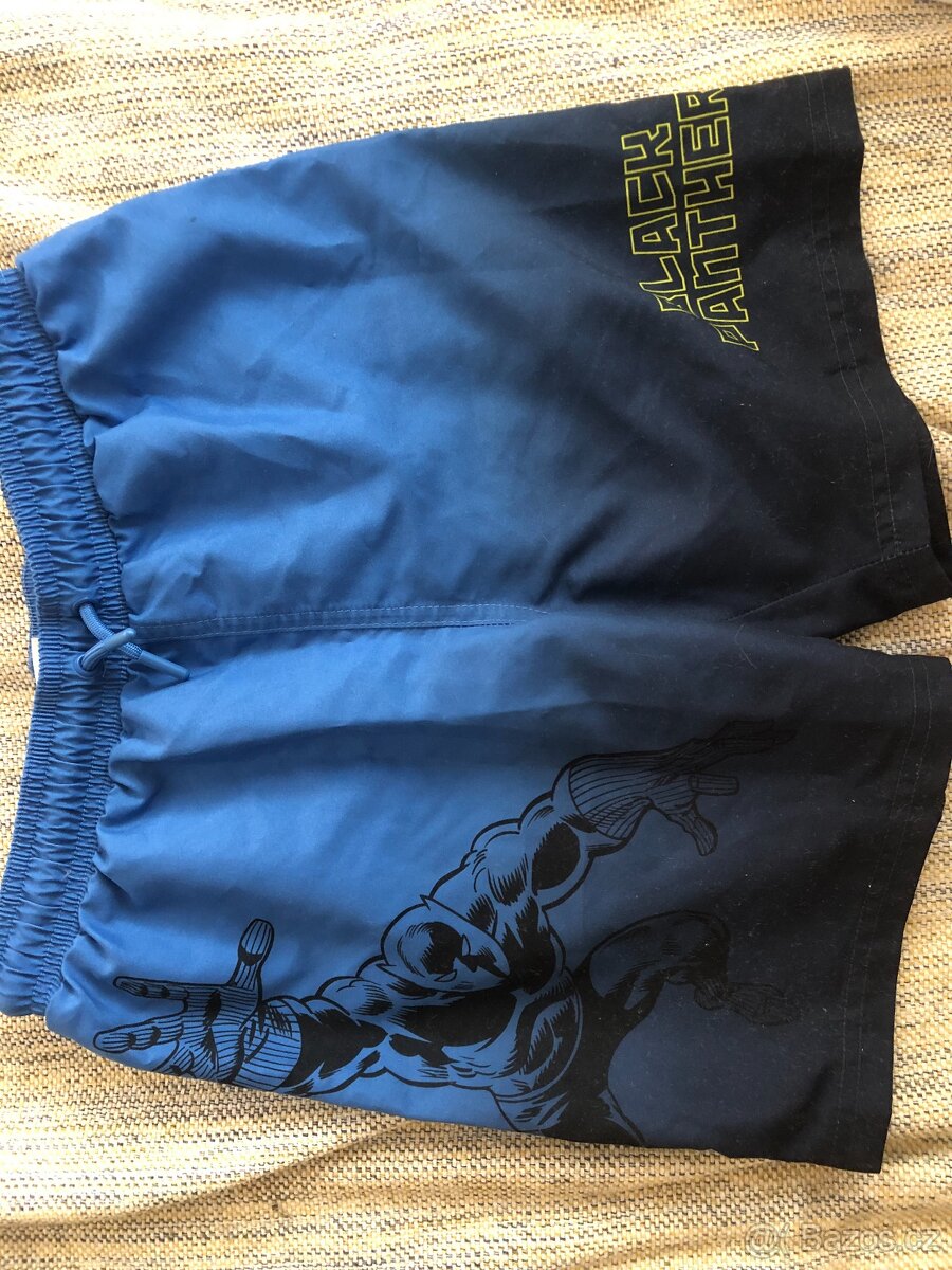 NOVÉ kraťasy Black Panther Avengers