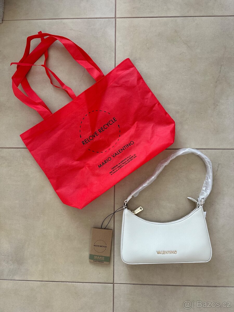 NOVÁ KABELKA VALENTINO – LUXUSNÍ KOUSEK