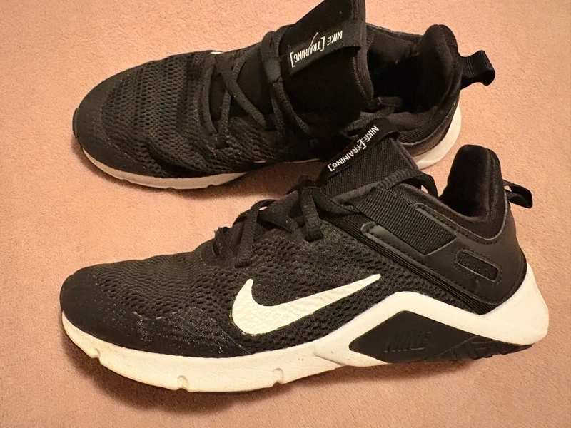 Tenisky Nike vel. 38,5