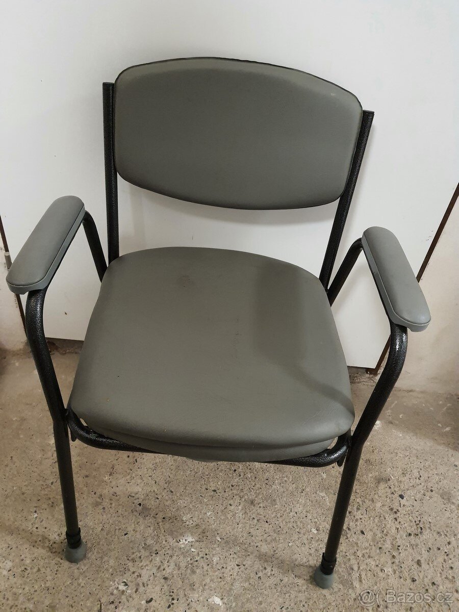 záchod pro nemocné, nastavitelná výška