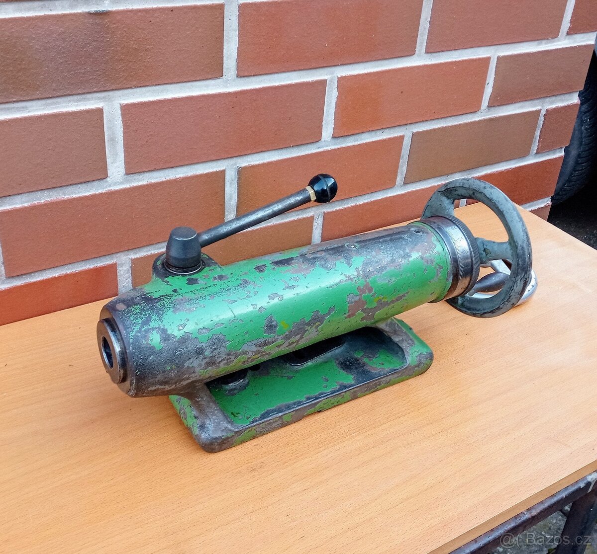 Koník na soustruh TOS Žebrák S 28