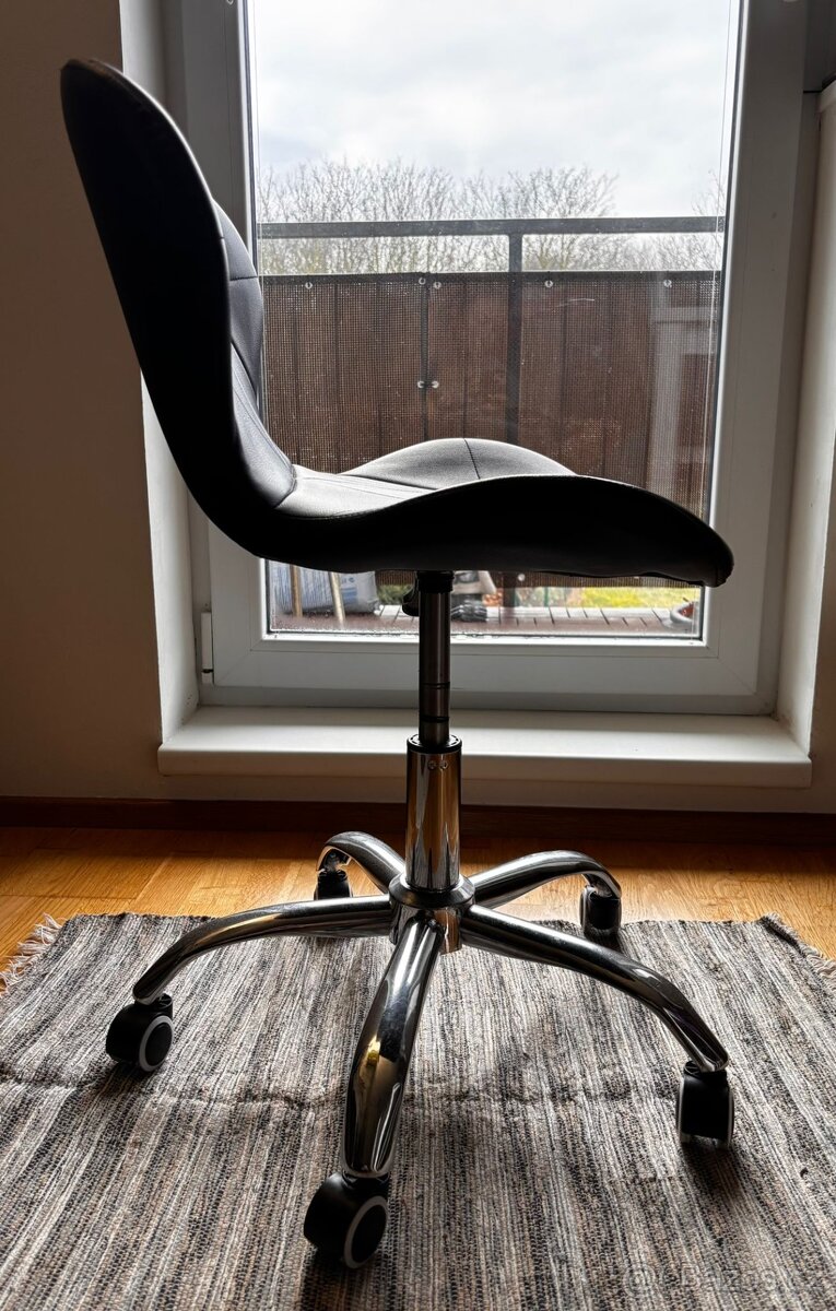 kancelářská židle