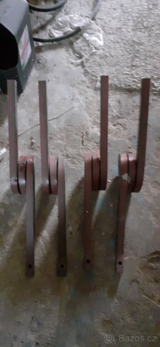 kypřiče stop 4 kusy nové(ke kompaktoru,sečce)