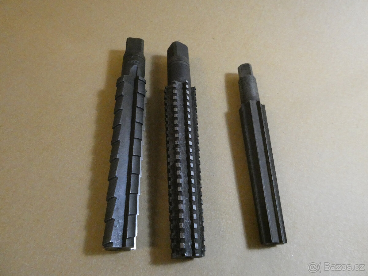 Výstružníky na metrické a morse kužely