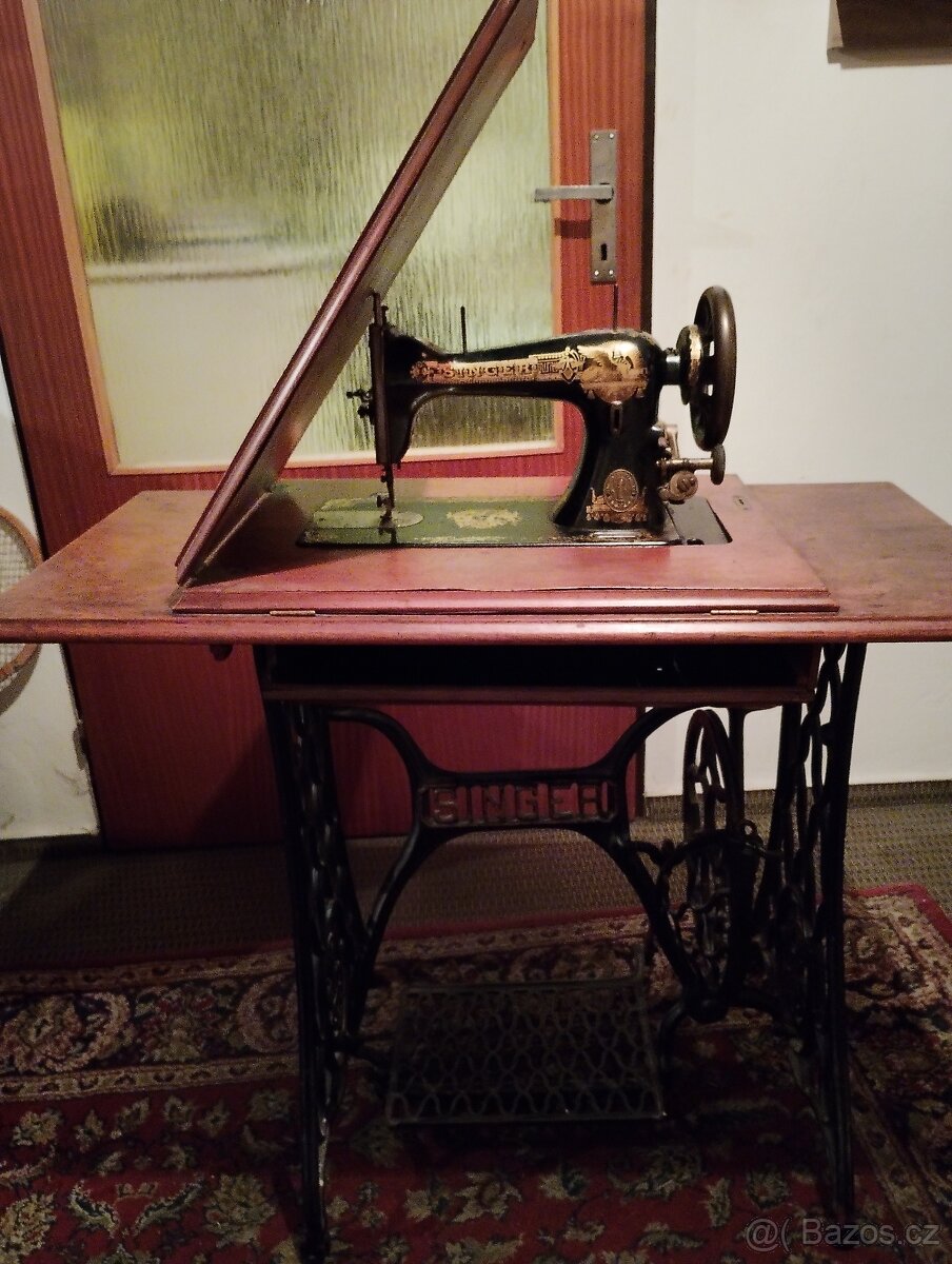 Šicí stroj SINGER