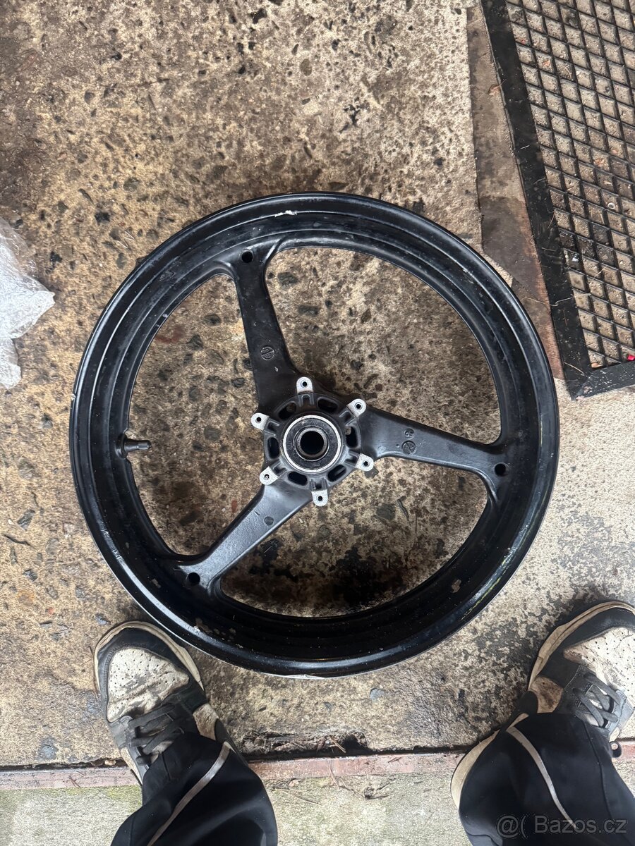 Honda CBR600RR 2003 predni rafek