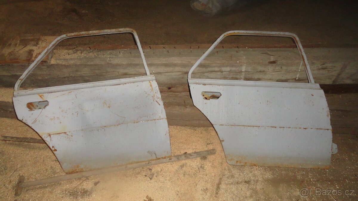 Škoda 105-120 dveře originál nové (čti)