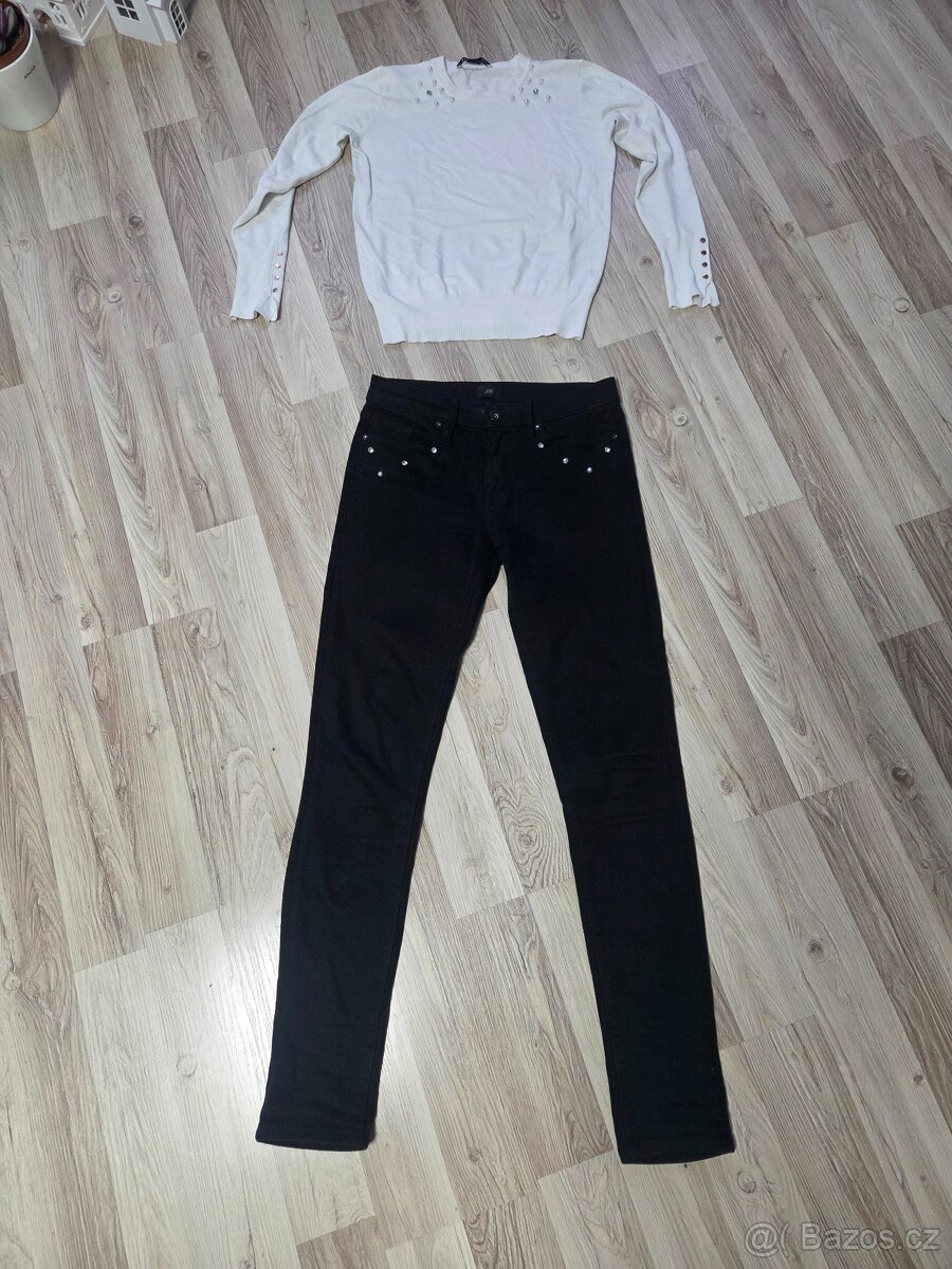 Elastické džíny černé River Island W208L34