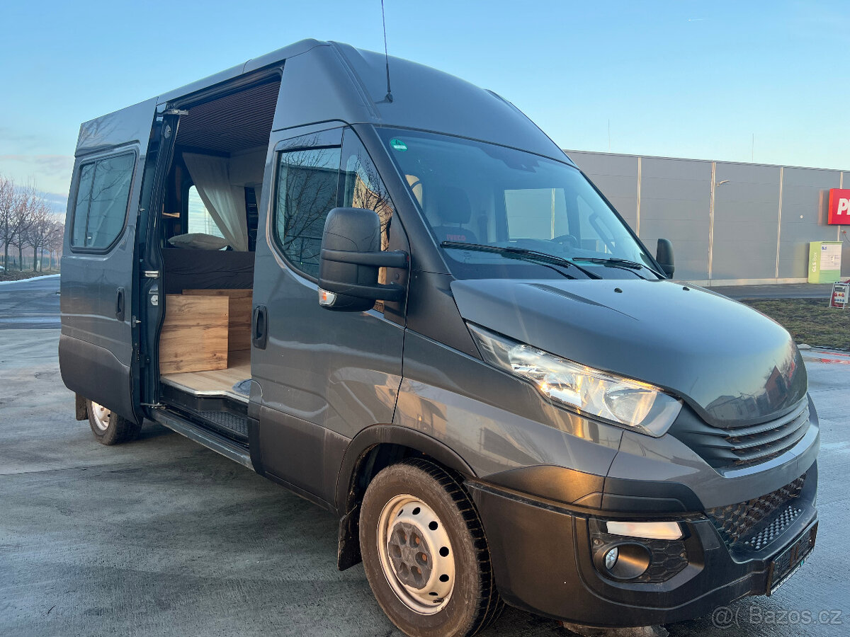 Cestovní obytná dodávka Iveco REZERVACE