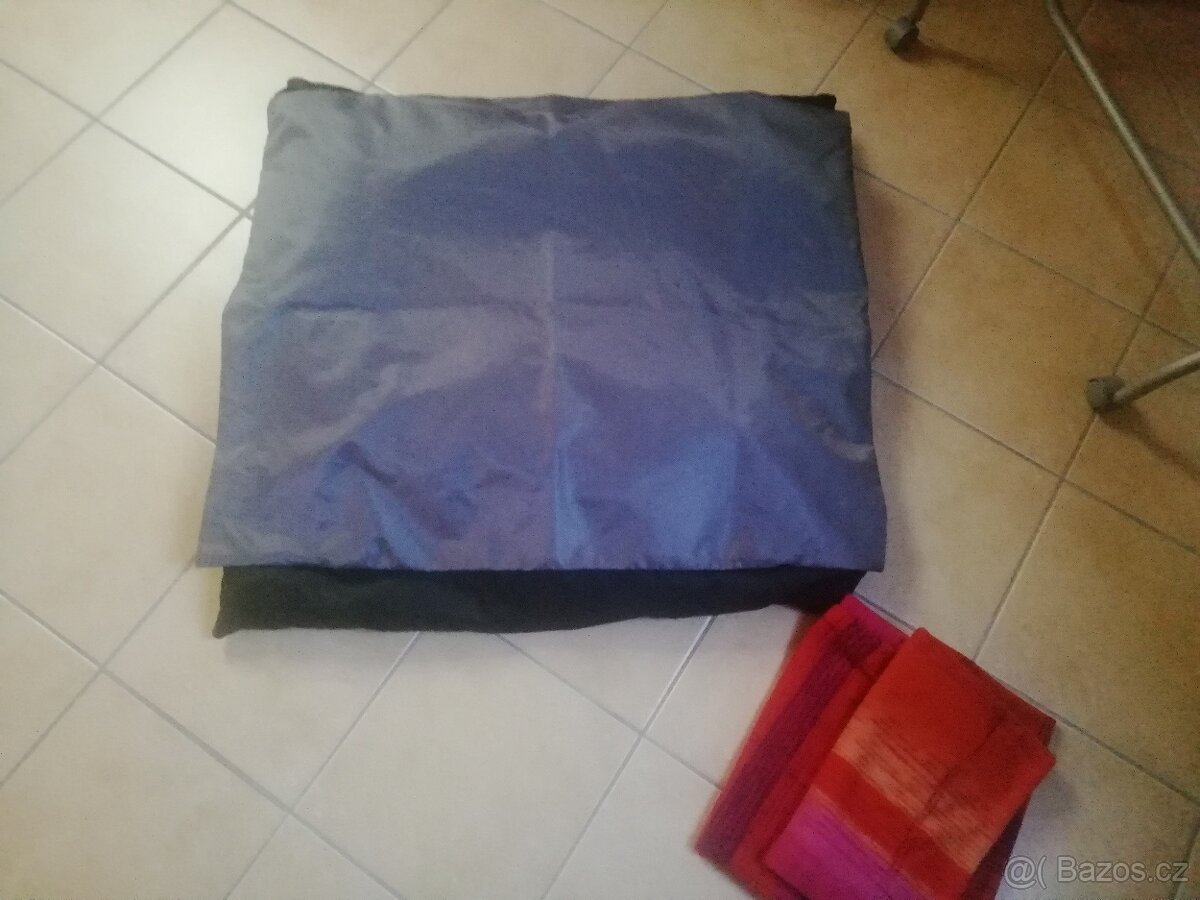 voděodolná polštář